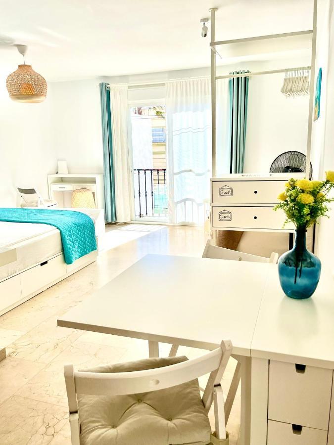 Cozy Central Studio With Terrace طريفة المظهر الخارجي الصورة