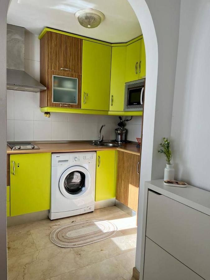 Cozy Central Studio With Terrace طريفة المظهر الخارجي الصورة